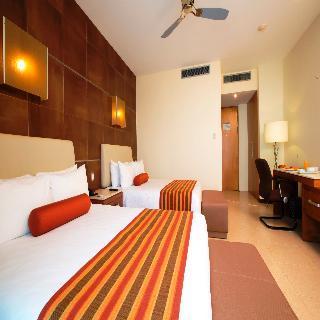 Krystal Urban Cancun & Beach Club Екстериор снимка